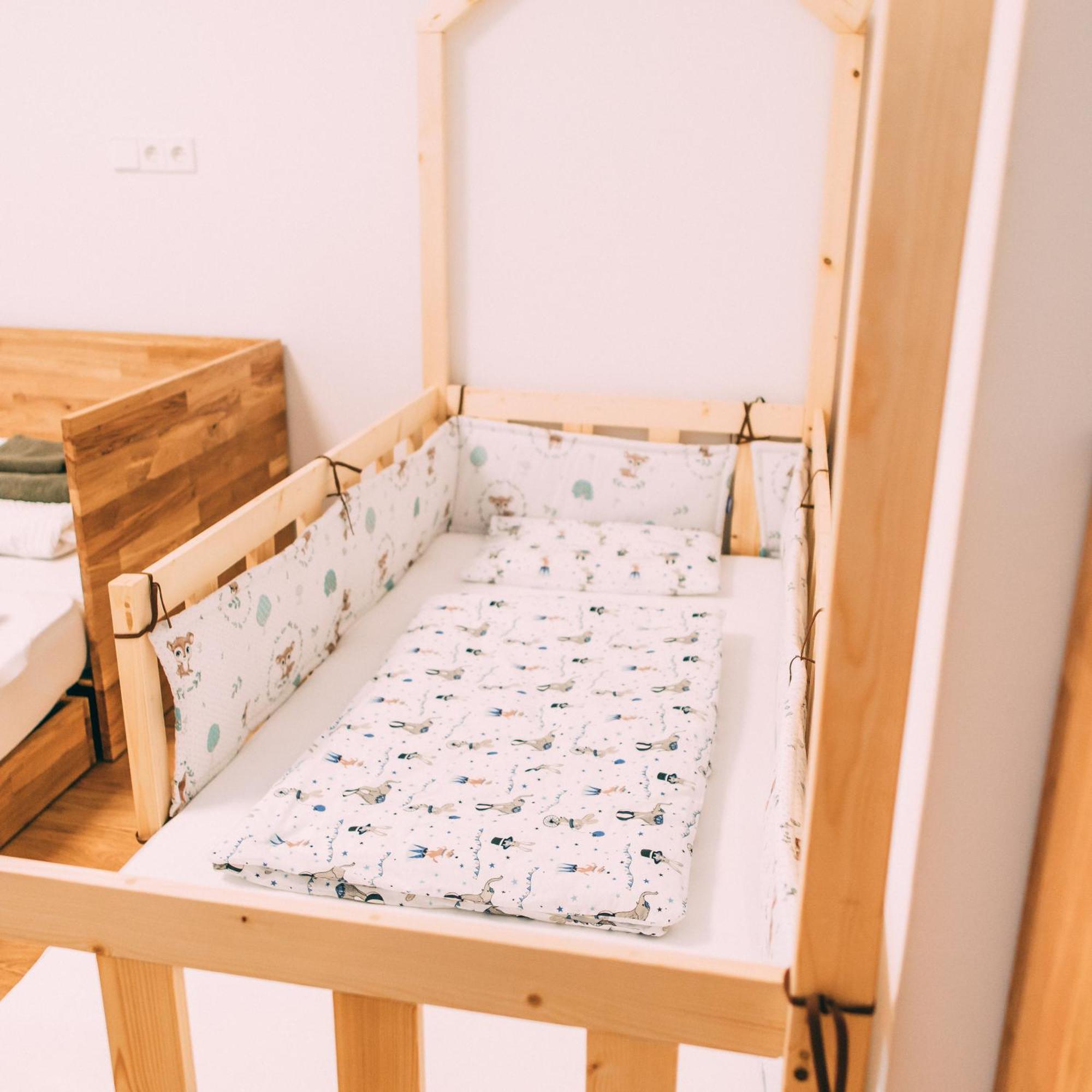 Gut Huegle Jugendzimmer Равенсбург Стая снимка