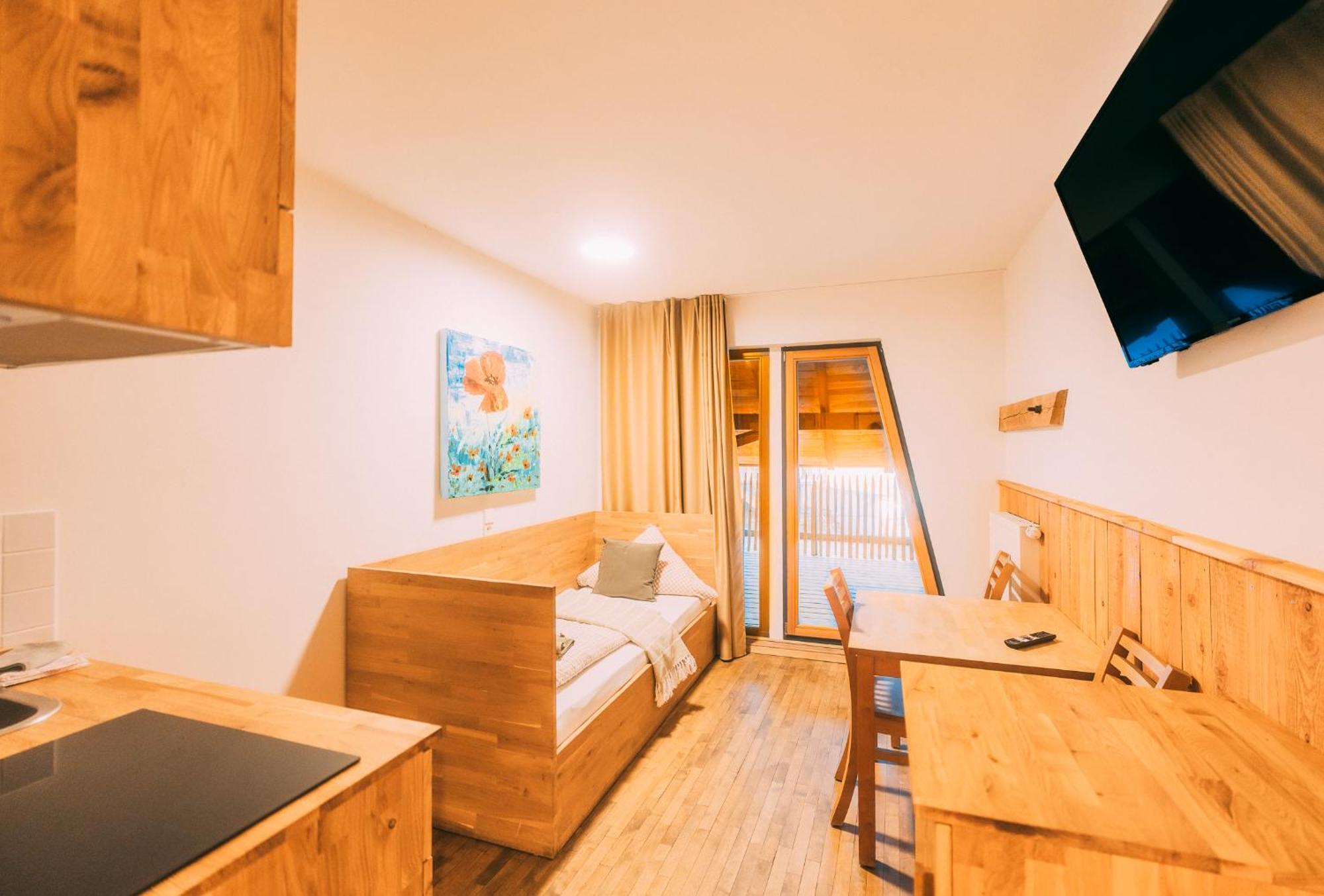 Gut Huegle Jugendzimmer Равенсбург Стая снимка