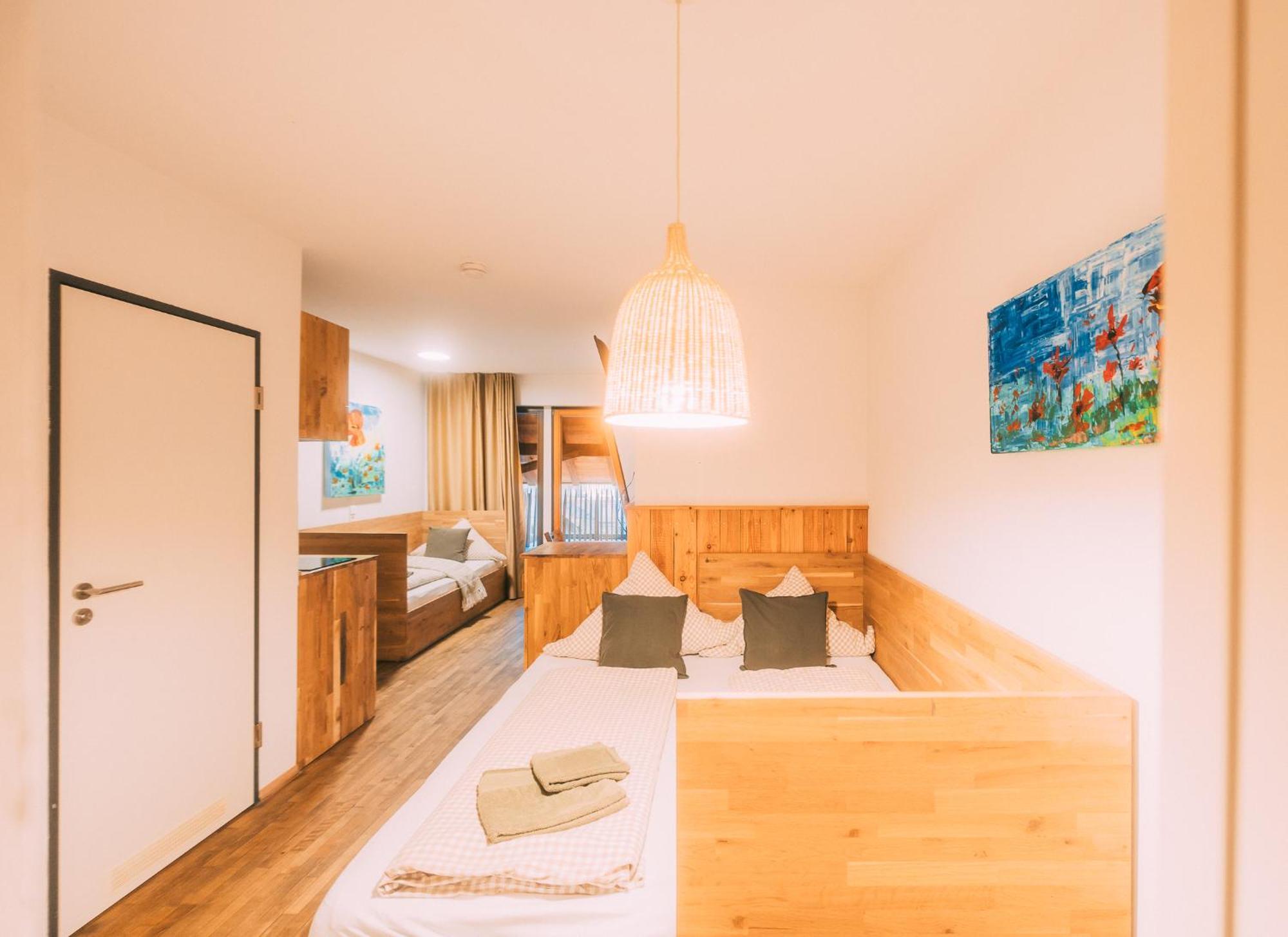 Gut Huegle Jugendzimmer Равенсбург Стая снимка